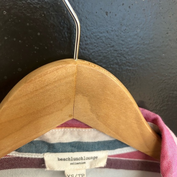 Beachlunchlounge XS striped blouse EUC - Picture 6 of 10